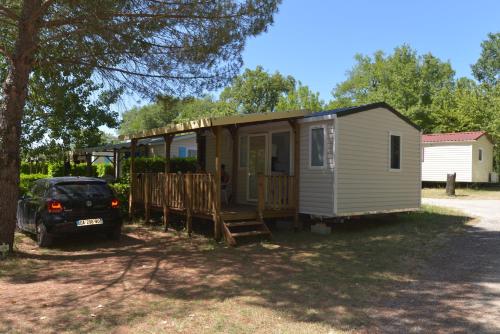 Fotografie z fotogalerie ubytování Camping La Combe v destinaci Barjac
