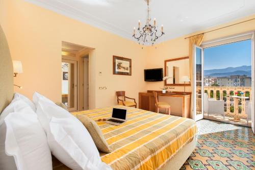 Una cama o camas en una habitación de Hotel Antiche Mura