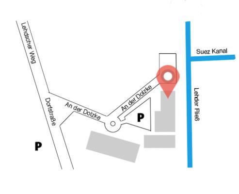 a diagram of a plot with a red arrow at Pension an der Dolzke in Kaupen