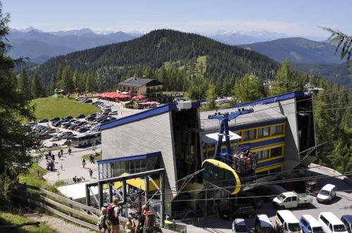 Gallery image of Gasthof Hunerkogel in Ramsau am Dachstein