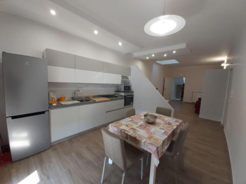 Kuchyň nebo kuchyňský kout v ubytování PACHINO - Casa nanu - un bilocale 75mq e un monolocale 40mq