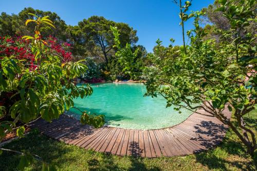 Afbeelding uit fotogalerij van Hostal Cala Boix in Es Cana