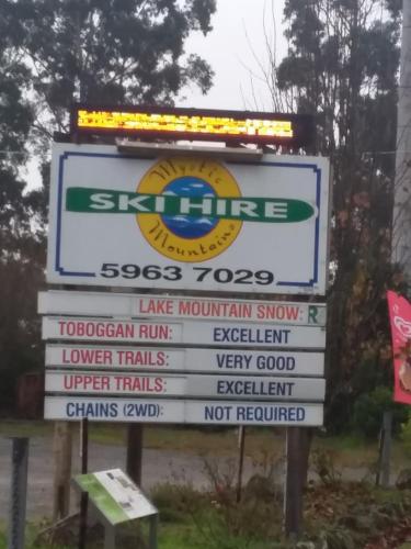 a sign for a gas station at Oaktree Guest House in Narbethong