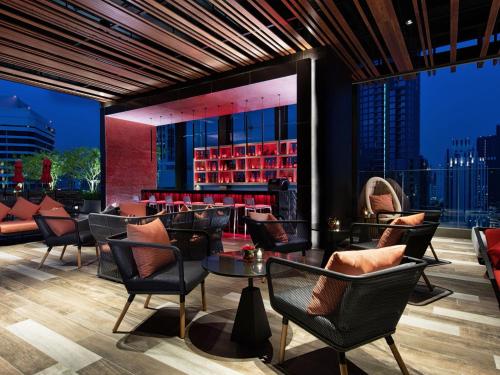Χώρος καθιστικού στο ibis Styles Bangkok Sukhumvit 4