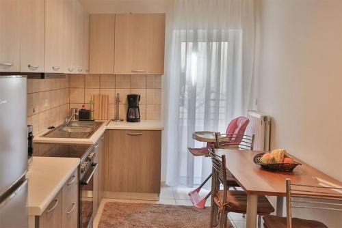 V Luxury Apartment 3