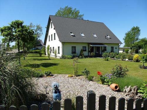 Galeriebild der Unterkunft Rügen-Fewo 288 a in Lobbe