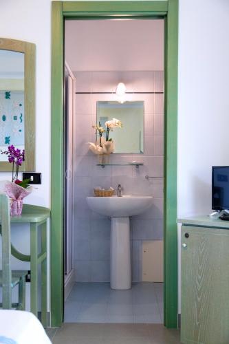 Gallery image of Hotel Cala Dei Pini in Porto Pino