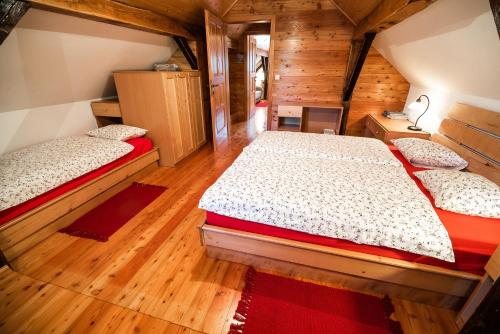 Postel nebo postele na pokoji v ubytování Sleme house