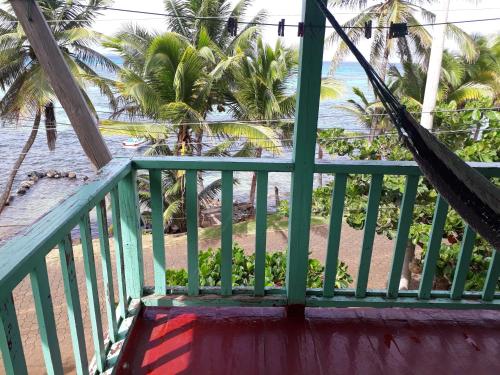 Balkón nebo terasa v ubytování Corn Island Hostal ALAL SUITE