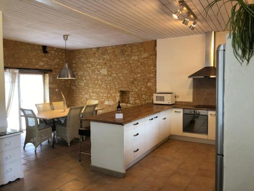 Gallery image of Domaine du Champ de l'Hoste in Larzac