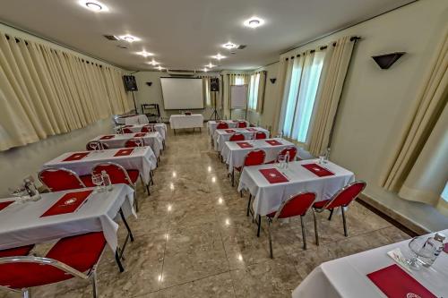 Εστιατόριο ή άλλο μέρος για φαγητό στο Hotel Massis