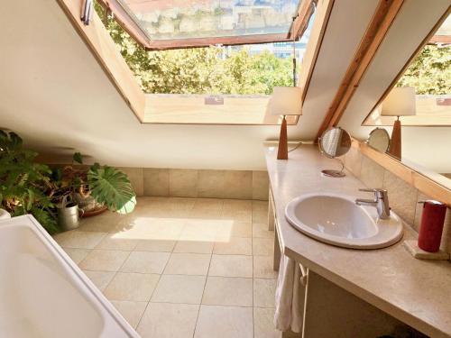 Penthouse with a view in the centre