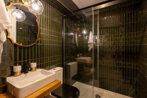 Sanfran 24 AC by Staynnapartments