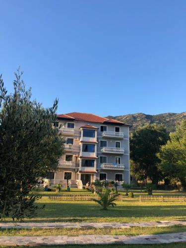 Nespecifikovaný výhled na hory nebo výhled na hory při pohledu z apartmánu