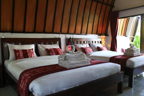 Gallery image of Turtle Beach Hotel in Gili Air