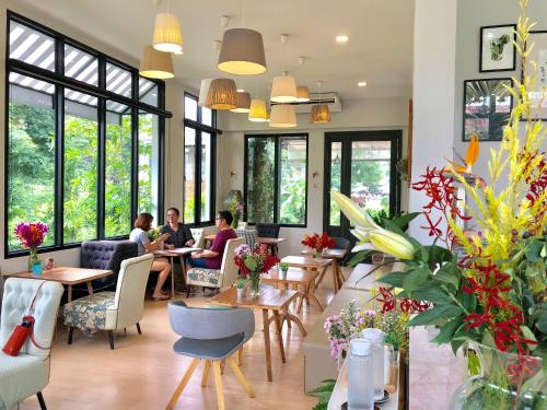 Imagem da galeria de La Riva Boutique Hotel em Kamphaeng Phet