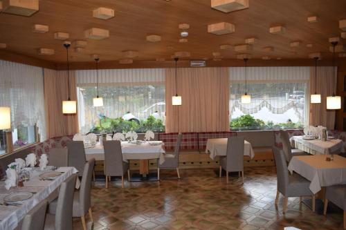 Εστιατόριο ή άλλο μέρος για φαγητό στο Hotel Crepes de Sela