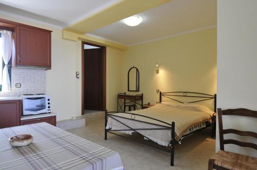 Gallery image of To Asteri in Avgonyma