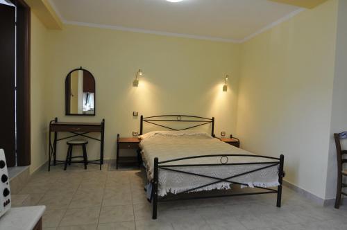Gallery image of To Asteri in Avgonyma
