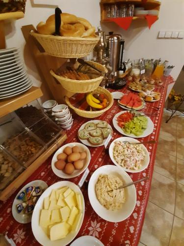 Mad på pensionatet eller i nærheden