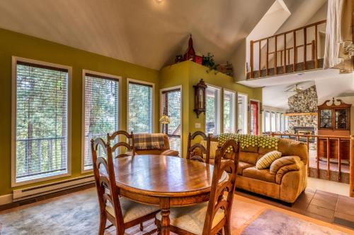 Crown Point Hideaway – Photos 4