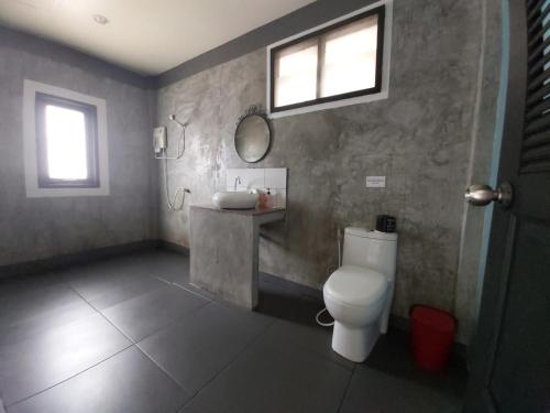 Bathroom sa Minnie Seaview Resort
