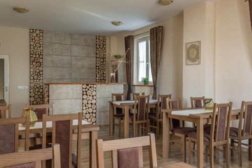 Restaurace v ubytování Penzion Na Bobrovníku