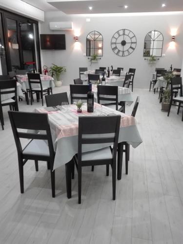 Restoran atau tempat lain untuk makan di Il Magnolia
