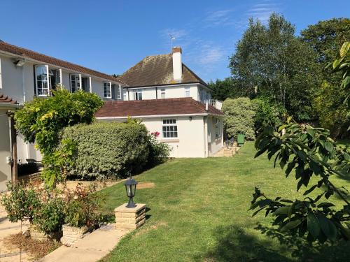 Gallery image of The Coast House B&B and Spa in Bognor Regis