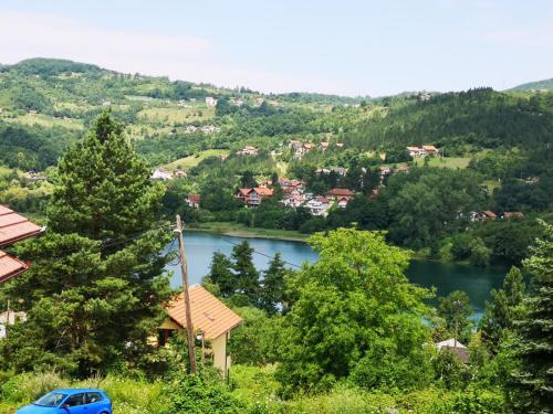 Gallery image of Vikendica Plivsko jezero in Jajce