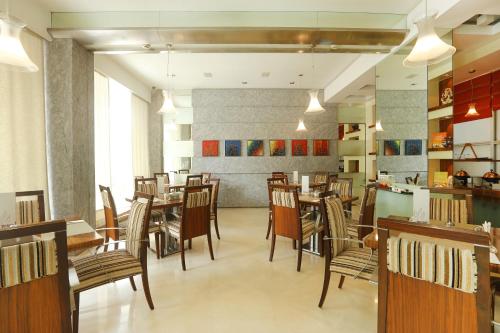 Restaurace v ubytování Regency Hotel Malabar Hill