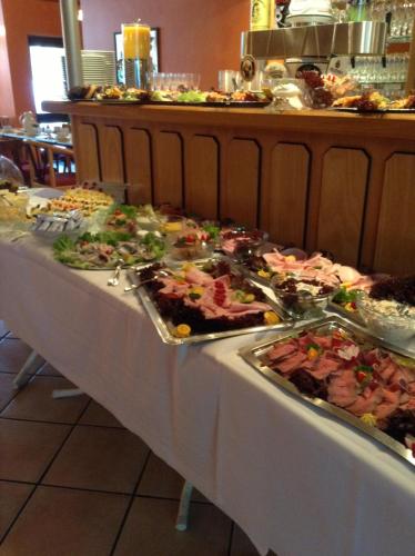 Φαγητό σε αυτό το ξενοδοχείο ή κάπου εκεί κοντά