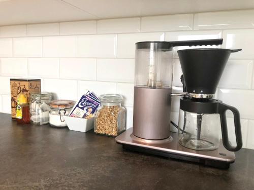 Una cocina o cocineta en Soda Home - Karlsro, 24 h check in