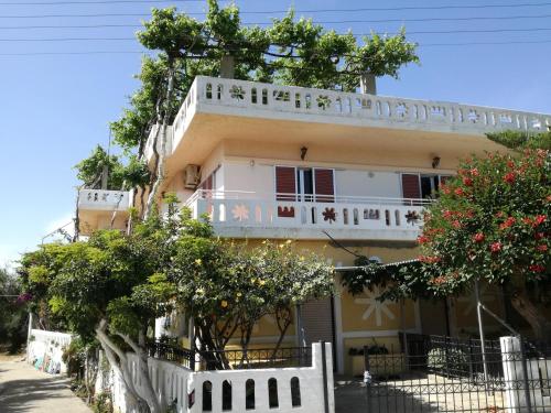 Gallery image of Villa Stefania in Drapaniás