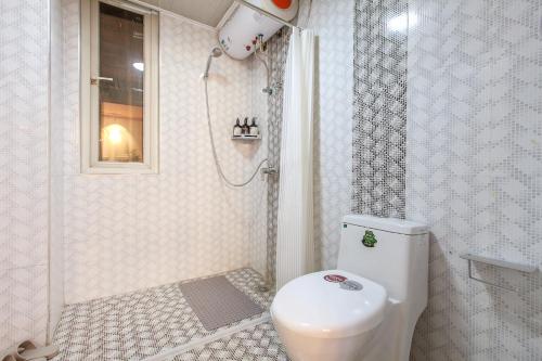 Phòng tắm tại [Roader] Wuhan Jianghan District, Xinhua Road