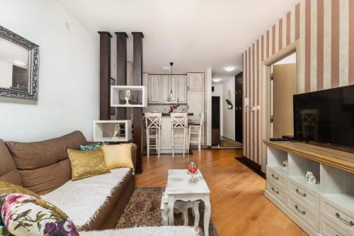 Μια τηλεόραση ή/και κέντρο ψυχαγωγίας στο Luxury apartmani kg