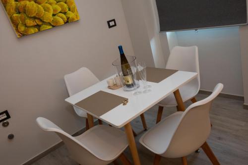 Foto da galeria de AL 54 Accommodation em San Benedetto del Tronto