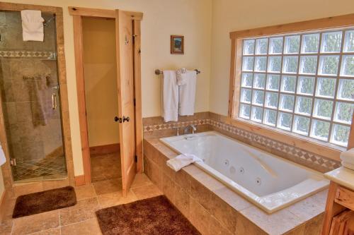 Moose Meadow Retreat – Photos 2