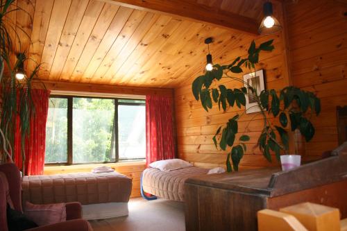 Un lugar para sentarse en Walnut Grove Lodge