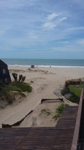 Las Gaviotas, 30 y Playa
