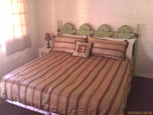 Katil atau katil-katil dalam bilik di Ranch Motel