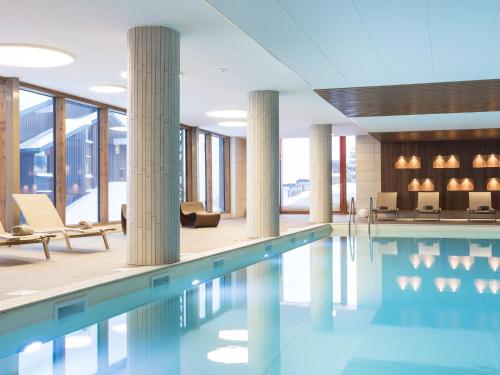 Photo de la galerie de l'établissement Chalet in French Alps with Spa Access, à Hauteluce