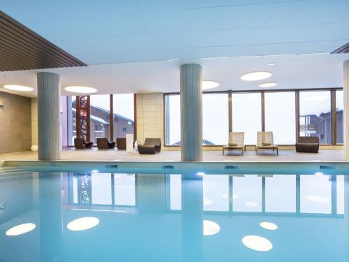 Photo de la galerie de l'établissement Chalet in French Alps with Spa Access, à Hauteluce