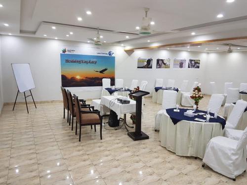 Restoran atau tempat lain untuk makan di Hotel Day In