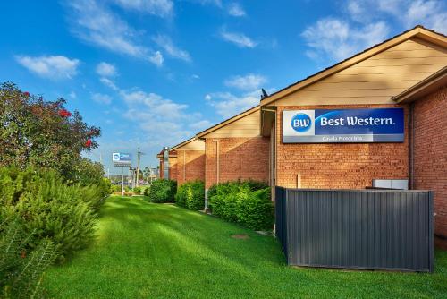 a building with a sign for a best western at Best Western Casula Motor Inn in Liverpool