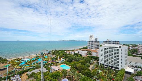 Gallery image of Pattaya Park Beach Resort in Pattaya South