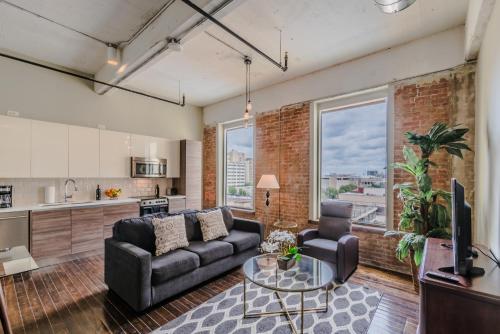 Posezení v ubytování Regal Stays Corporate Apartments - Downtown Dallas
