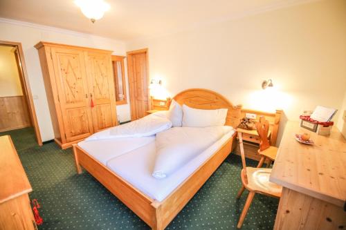 Gallery image of Hotel Kreutzer in Tauplitz