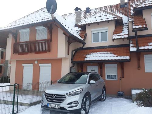 Zgrada u kojoj se nalazi apartman