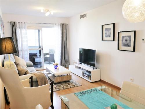 Apartment Modern 2BR new & fully equipped - Myramar Sauce I ...